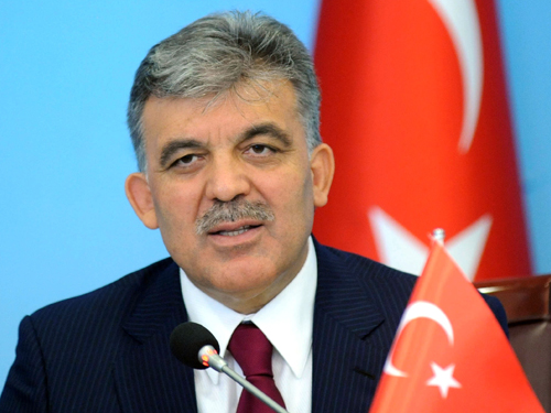 Cumhurbaşkanı Gül, Sırbistan Cumhurbaşkanı Nikoliç ile Telefon Görüşmesi Yaptı